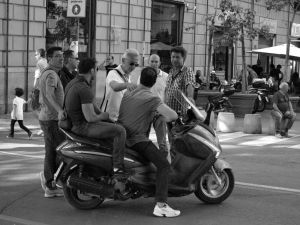 P6057031bwFT.jpg